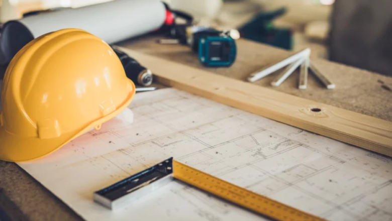 5 Key Advantages of Hiring Building Renovation Contractors